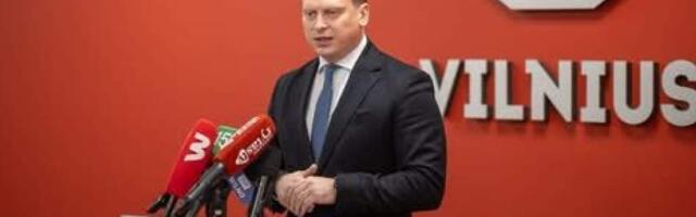 Тут пришла  тётя Вера… И указала  на сосульки