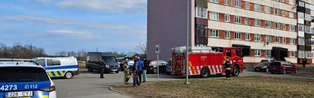 ВИДЕО и ФОТО | В квартире в Кохтла-Ярве произошел взрыв, жильцов дома эвакуировали