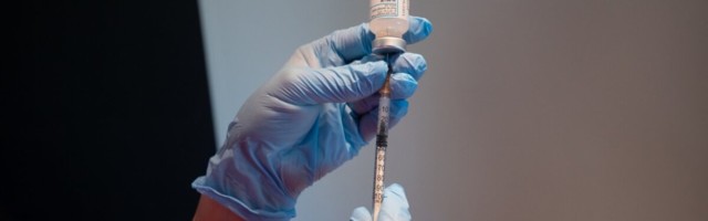 В Германии сообщили о критериях оценки вакцины ”Спутник V”