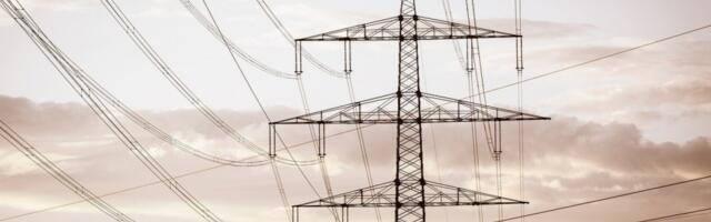 Средний тариф на передачу электроэнергии снизится на 10%