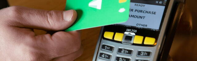 В кризис платить банковской картой можно будет и без наличия интернета