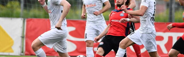 ЧЭ по футболу: "Транс" дома отобрал очки у "Флоры"