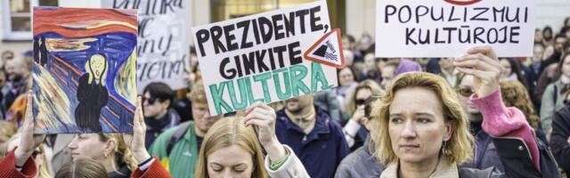Протесты деятелей культуры поддерживают 45% жителей Литвы