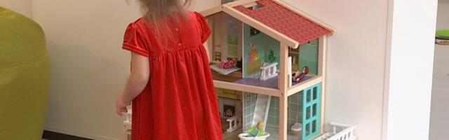 Из-за бесплатных детских садов в Таллинне жители других самоуправлений могут сменить прописку