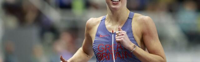 Олимпийская чемпионка осталась без багажа перед стартом ЧМ и одолжила обувь