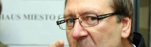 В. Успасских извинился перед либералами в ЕП за гомофобские комментарии