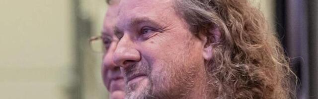 Бите предлагает сократить число госуправленцев пропорционально уменьшению числа жителей