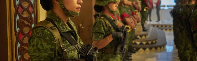 Есть ли женщине место в армии? Однозначно: да!