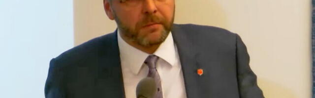 Вотум недоверия мэру Таллинна Евгению Осиновскому вновь провалился