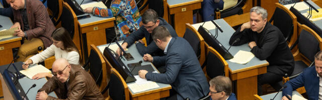 Отклоненный президентом закон о гибком графике возвращается в Рийгикогу