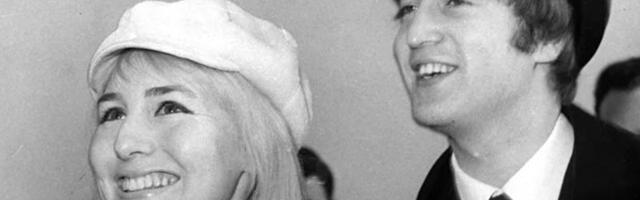 Правдива ли история о Поле Маккартни, вернувшем Синтии Леннон проданные письма мужа?