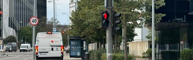 Запрет на парковку на тротуарах затрудняет работу многих компаний