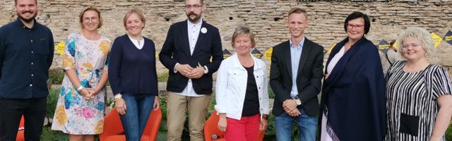 Нарва выбрала «золотую середину»