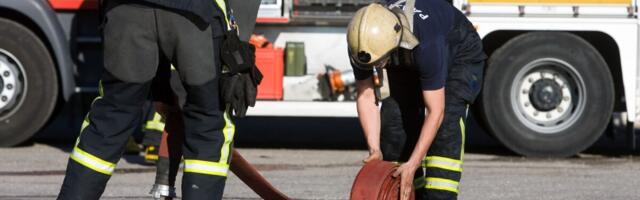 В Кохтла-Ярве горит здание машиностроительнойкомпании