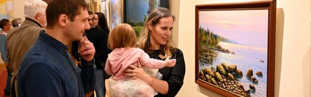 В Таллинне открылась осенняя выставка Объединения русских художников в Эстонии