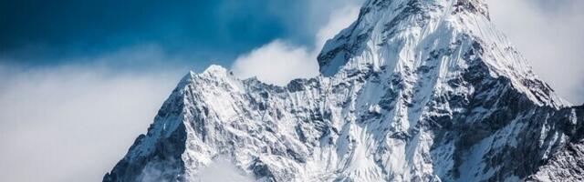 Почти сто гор в Непале станут бесплатными для восхождения