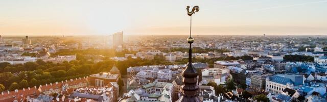 В Лaтвии хотят убрать с дорожных знаков названия городов России и Беларуси