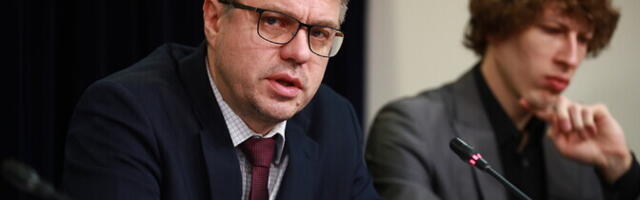 В вопросе отставки Йоллер мнения лидеров оппозиции разделились