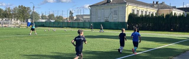 Кирилл из Силламяэ сможет играть в чемпионате Эстонии, деньги на трансфер собрали за один день