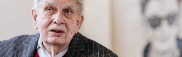 Венцлове вручена в Риге премия Балтийской ассамблеи в области литературы