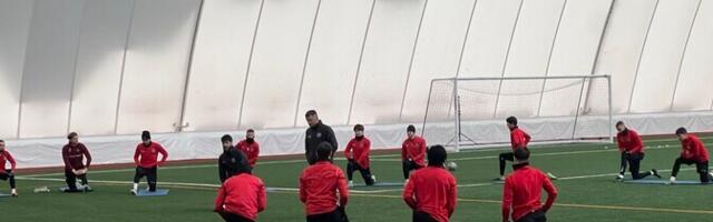 Футболистам "Транса" позволили тренироваться в нарвском пневмохолле