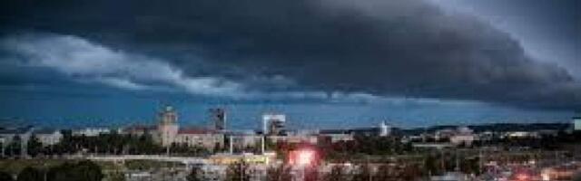 В Литве около 250 потребителей остаются без электричества