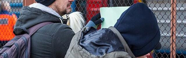 Правдивы ли эти видео, показывающие массовый отъезд молодых украинцев из страны?