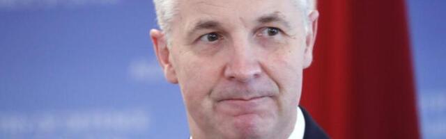 Министр обороны Латвии выложил фото с мертвыми российскими солдатами и написал "Не ходите в Украину. Смерть вас ждет"