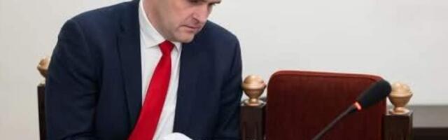 Полиция расследует обстоятельства аренды автомобиля членом Сейма Жямайтайтисом партии