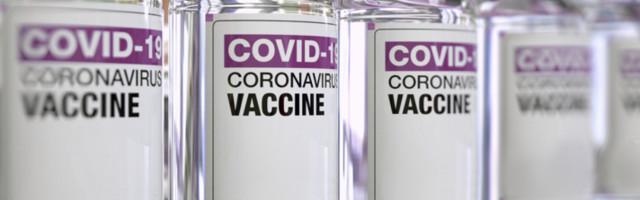 Возрастные ограничения на вакцину  AstraZeneca