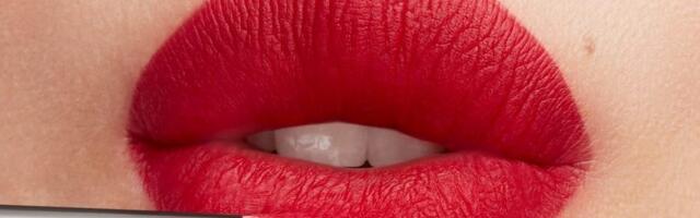 Как MAC Ruby Woo стала культовой красной помадой, которую обожают миллионы