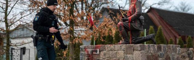 Завершено досудебное расследование об осквернении памятника Раманаускасу-Ванагасу