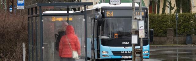 В новом году Таллинн и Харьюмаа ждет единая билетная система. Право на бесплатный проезд для пенсионеров и школьников может исчезнуть