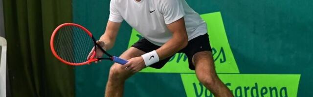 Даниил Глинка не прошел квалификацию на теннисном турнире в Испании