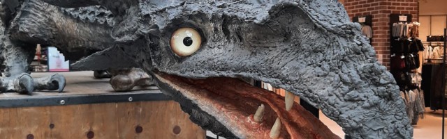 В торговом центре Nautica открылась выставка «Могучие драконы»