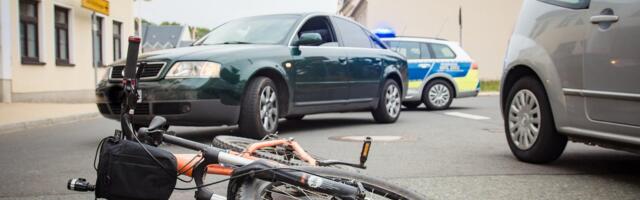 СВОДКА ЗА СУТКИ | Водитель сбил пешехода и скрылся с места ДТП