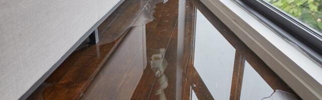 Потоп в квартире может очень дорого обойтись ее владельцу. Как этого избежать?