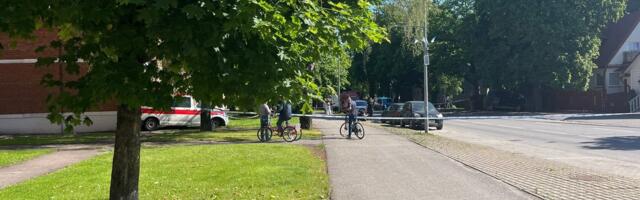 В Таллинне несовершеннолетний пьяный водитель врезался в четыре припаркованных автомобиля