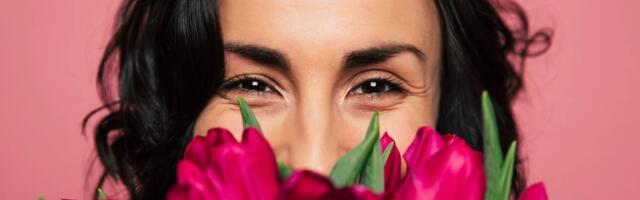 Что дарят женщинам в Эстонии на 8 марта: неожиданные данные сервисов доставки