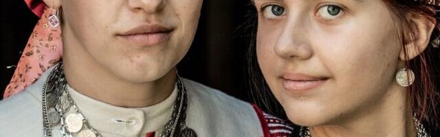 Признанный британский фотограф ездил на Праздник танца, чтобы запечатлеть эстонскую культуру