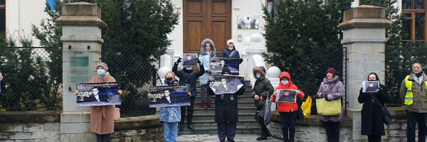 Хорошие новости: Пикет в поддержку правозащитника Середенко
