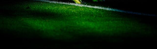 ФОТО | Болельщики затравили юную футболистку из-за проблем с кожей, на ее защиту встали известные личности