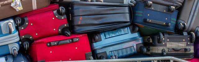 Около 20 иностранцев застряли в транзитной зоне аэропорта в Минске