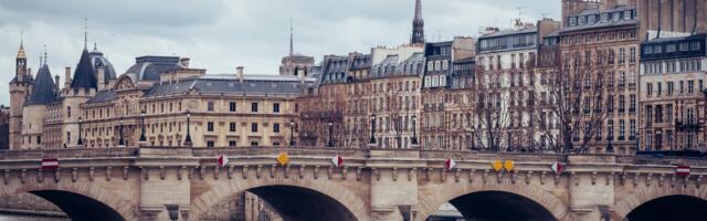 Из-за США Франциия намерена выйти из НАТО. В парламенте подготовили резолюцию 