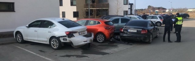 Разбившая кучу машин на парковке женщина была настолько пьяна, что пришлось завести уголовное дело