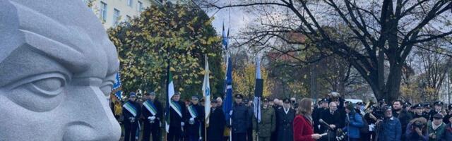 В Таллинне возле театра Эстония открыли памятник президенту Пятсу