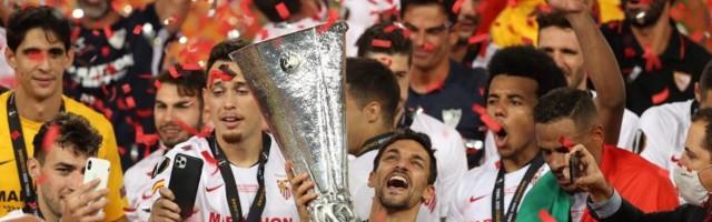 ФОТО: 6 финалов - 6 побед! "Севилья" выиграла Лигу Европы