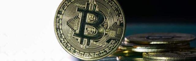 Потерявший на свалке биткоин-состояние британец сообщил о намерении купить ее