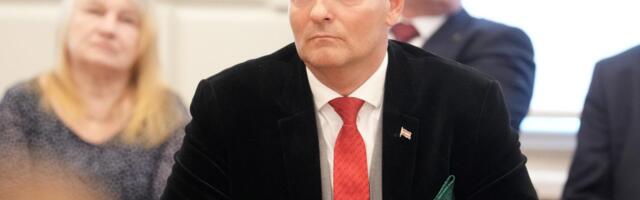 Kokrūpnieku lietā aizturēts zemkopības ministrs un Valsts kancelejas direktors