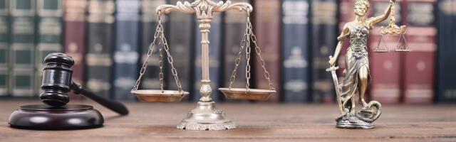 ВАЖНО ⟩ Правовой центр фонда "В защиту семьи и традиции" подводит итоги первого года работы